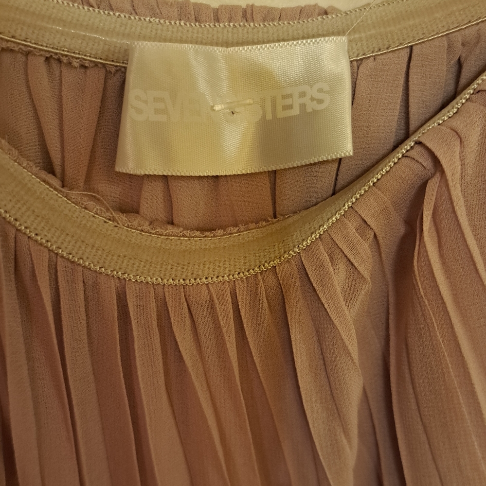 Lilac Off-the-Shoulder dress from Mendocino - Picture 4 of 5